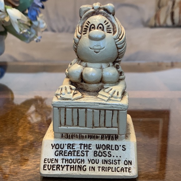 Paula Statue You're The World's Greatest Boss 1973 W539 Figurine 5" Tall 3 Boobs - Picture 7 of 7